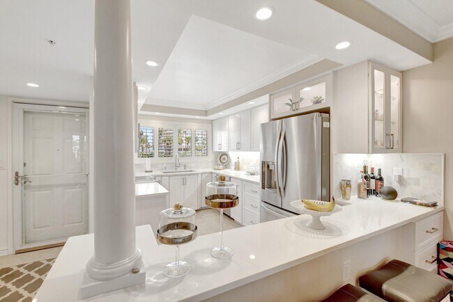 Foto del edificio - 3224 S Ocean Blvd