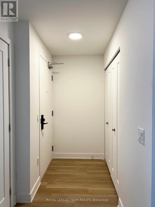 Building Photo - 1655 Carling Ave