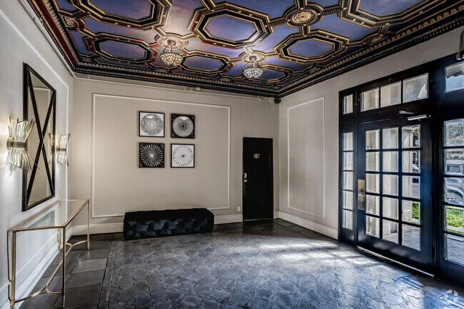 Foto del vestíbulo - La Chandelle