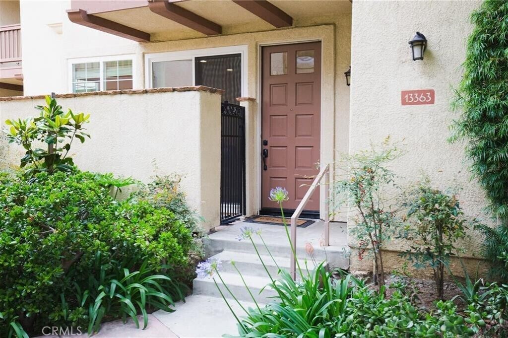13363 Savanna Unit 68 Condo for Rent in Tustin, CA