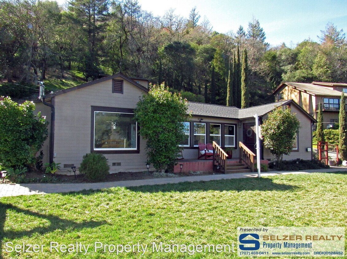 Primary Photo - 3 br, 2 bath House - 1139 W. Standley St.