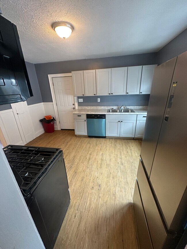 Foto del edificio - 4077 E 139th St