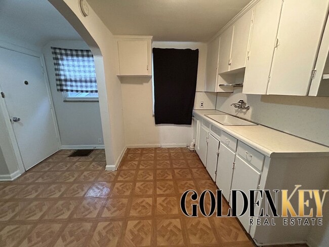 Building Photo - 18461 Washburn St