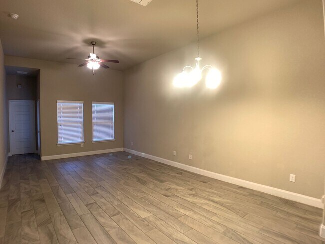 Foto del edificio - Walk to Gruene / Fridge Included / Gas Coo...