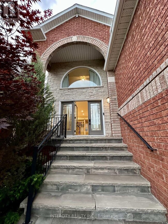 Building Photo - 243 Barber Dr