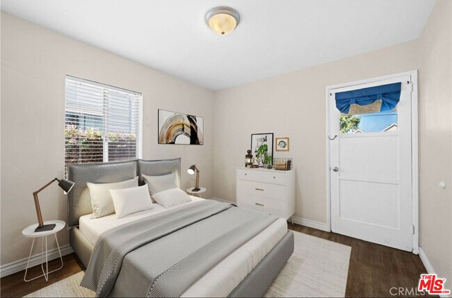 Foto del edificio - 848 N Valley St