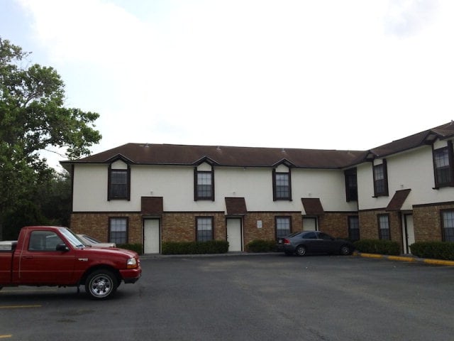 Building Photo - Bellaire Townhomes