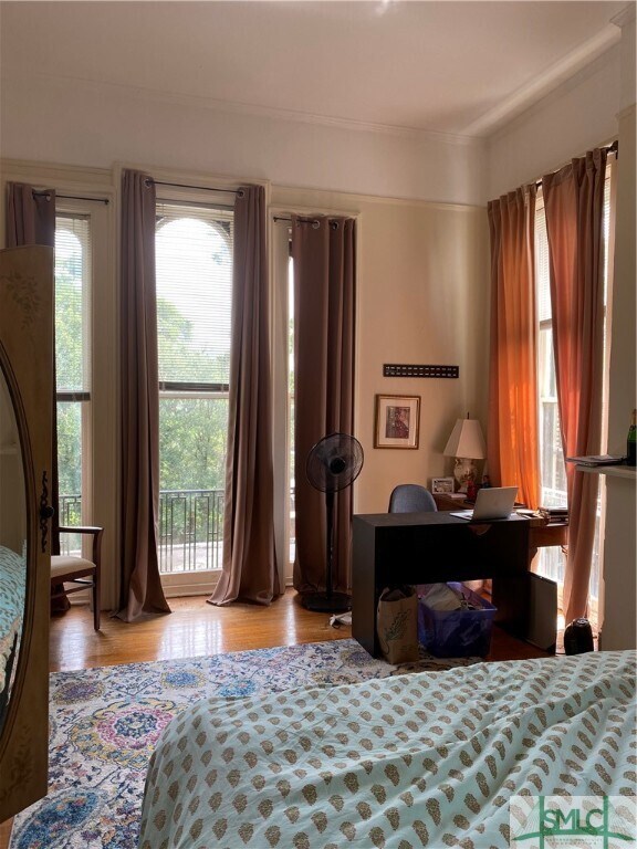 Foto del edificio - 213 E Hall St