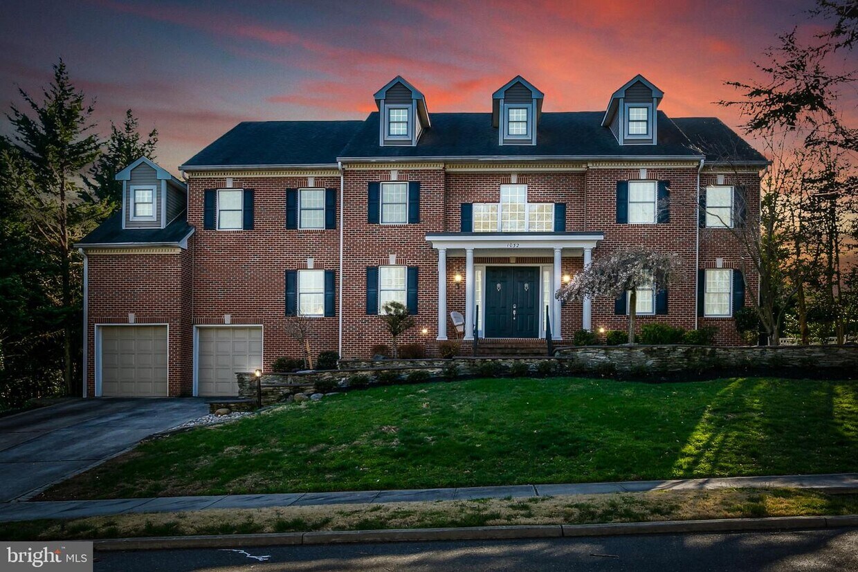 Primary Photo - 1032 Greenmount Rd