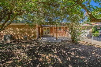 Building Photo - 5220 Lake Charles Dr