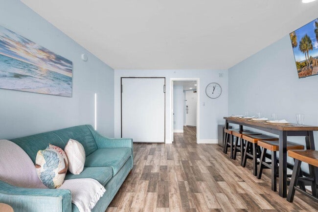 Building Photo - 1501 S Ocean Blvd