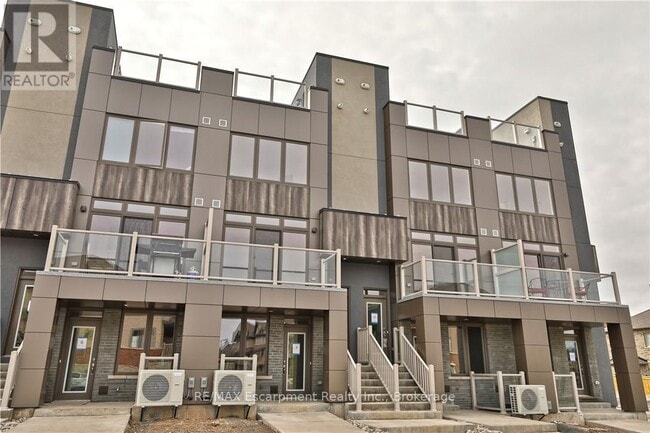 Building Photo - 261 Skinner Rd