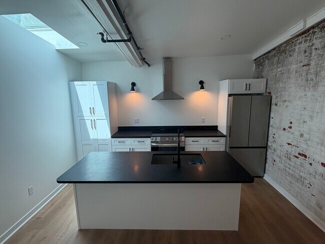 Foto del edificio - The Warehouse At Calhoun - RESIDENTIAL