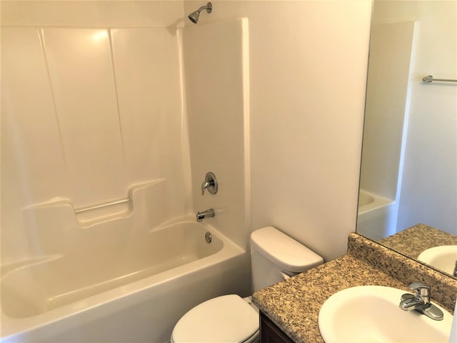 Building Photo - 76 Braxton Manor Dr