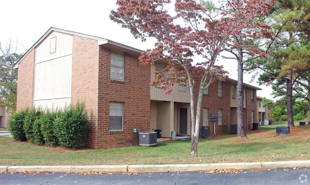 Newberry Arms Apartments in Newberry, SC
