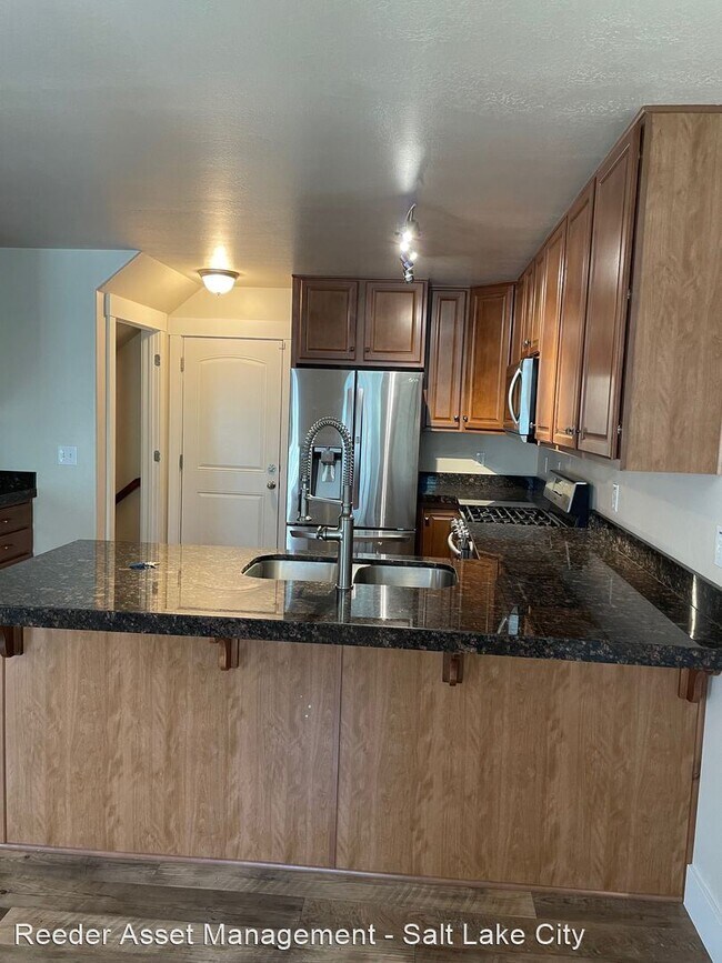 Foto del edificio - 3 br, 3.5 bath House - 4445 Lochnivar CT