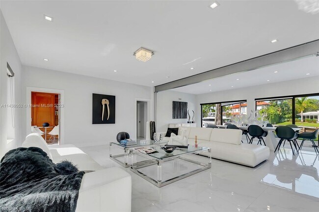 Foto del edificio - 5 br, 5 bath House - 4167 Palm Ln # 0
