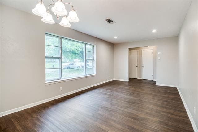 Building Photo - 906 Starlight Dr