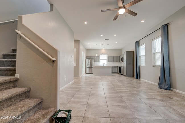 Building Photo - 15717 W Polk St