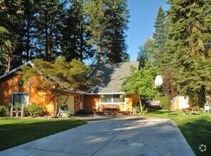 Building Photo - 12183 N Amethyst Dr