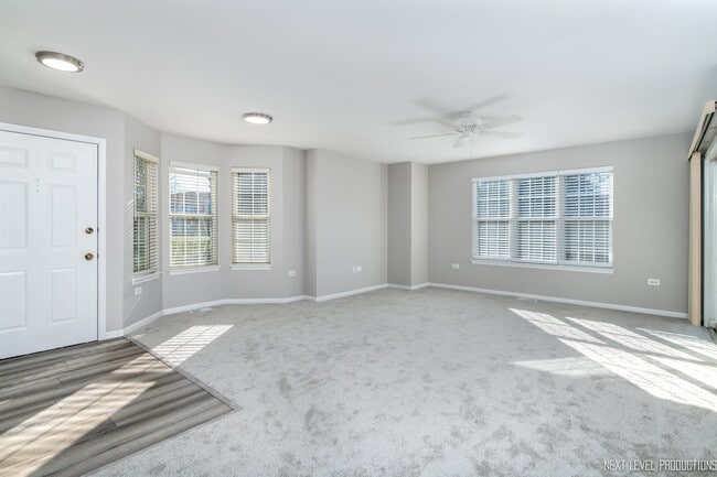 Foto del edificio - 2932 Bartlett Ct