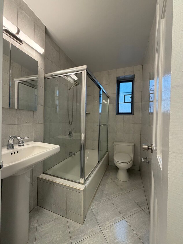 The Leslie — A Private Garden Enclave for the Modern New Yorker - The Leslie — A Private Garden Enclave for the Modern New Yorker