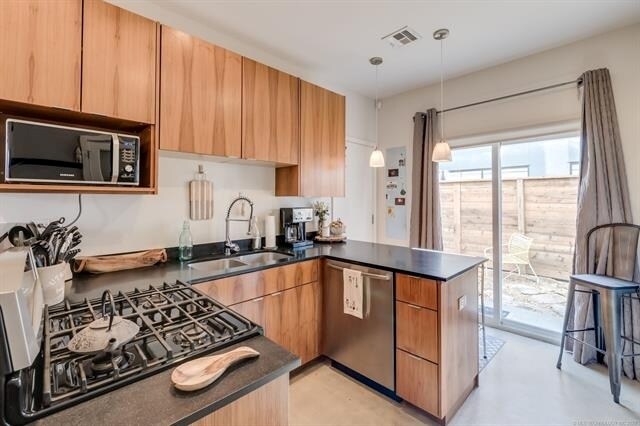 Foto del edificio - 1414 S Quincy Ave