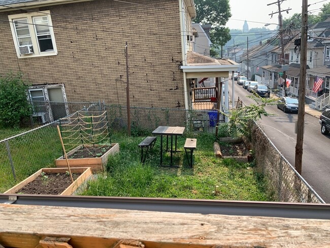 Building Photo - 41 N 8th St