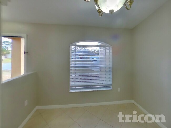 Foto del edificio - 2319 Estill Ave