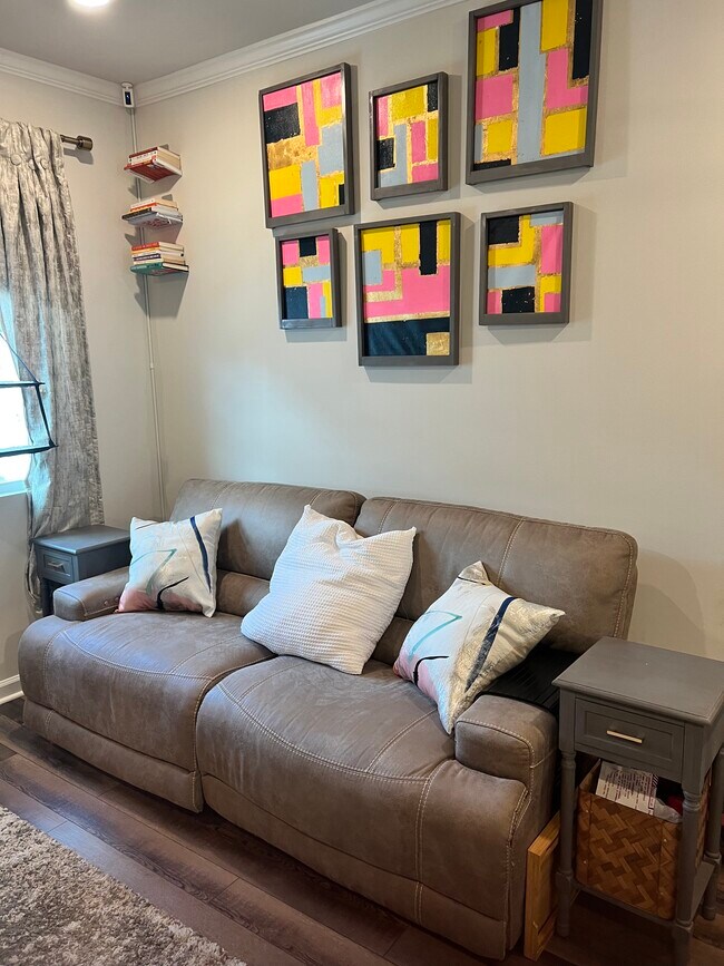 Building Photo - 2529 Laurel Valley Way