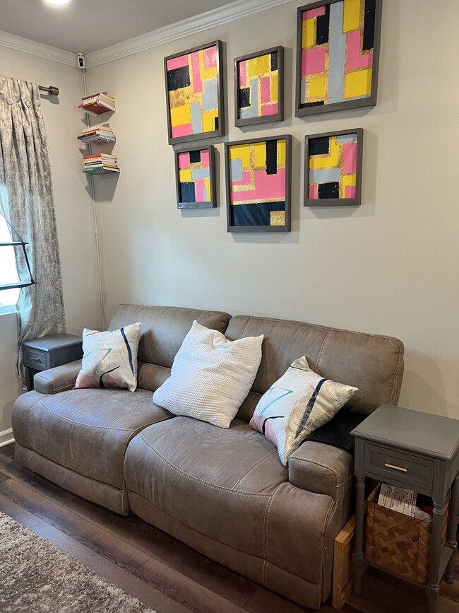 Foto del edificio - 2529 Laurel Valley Way