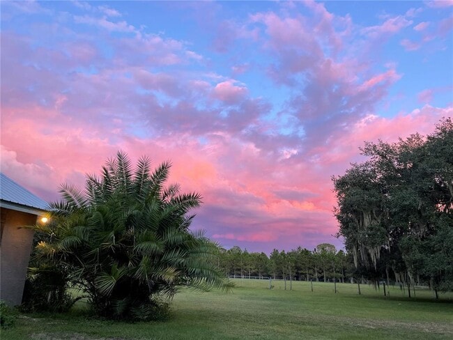 Foto del edificio - 11956 Neal Rd
