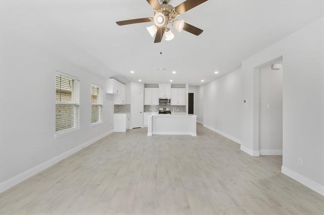 Building Photo - 912 Lido Ln