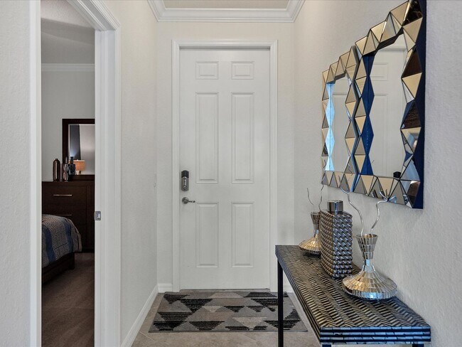 Building Photo - Turnkey Furnished Short Term Rental