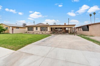 Building Photo - 82172 Sierra Ave