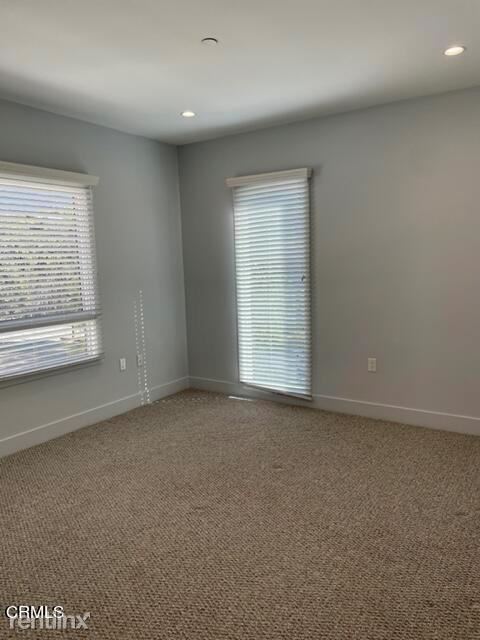Building Photo - 2 br, 1.5 bath Condo - 137 S Wilson Ave Un...