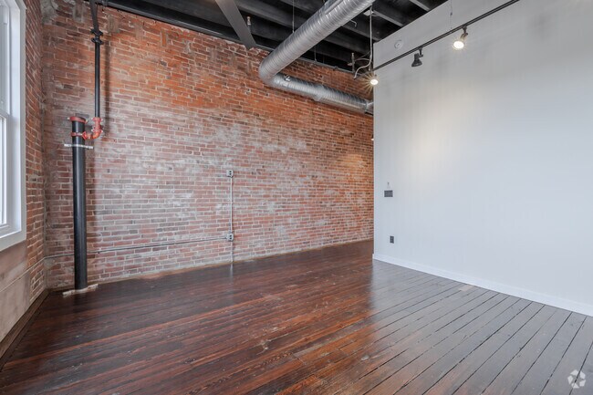 Apt J - Sala de estar - 424 Main Street Luxury Apartments