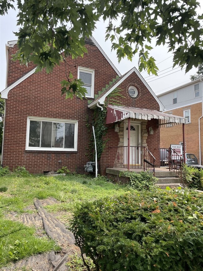 Foto del edificio - 4 br, 1.5 bath House - 700 Glenwood Avenue