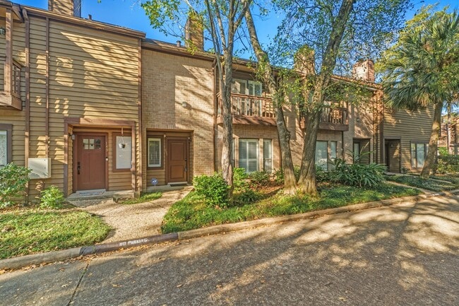 Building Photo - 11711 Memorial Dr