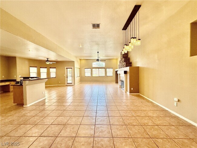 Building Photo - 8085 Marin Pointe Ave
