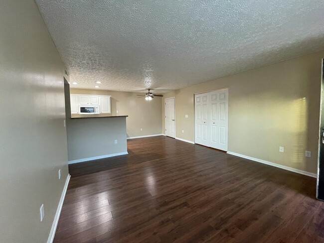 Living Room - 1 - 5588 Cypress Chase