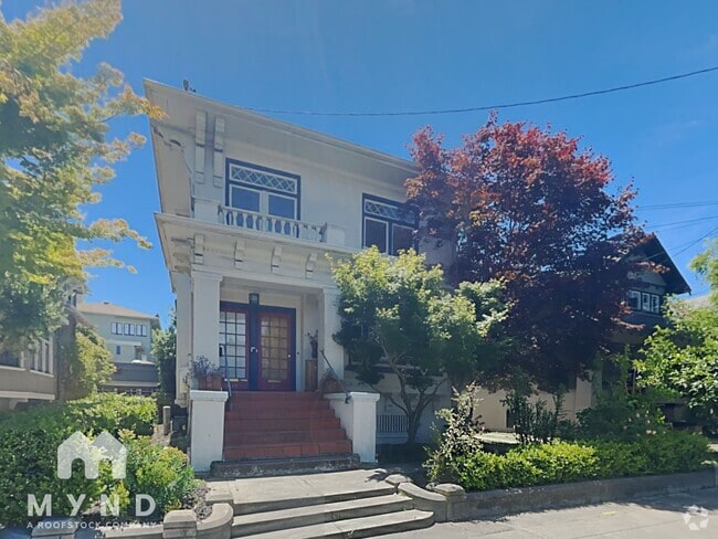 Building Photo - 5679 Keith Ave