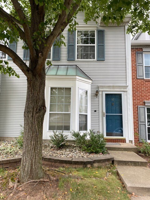 Primary Photo - 57 Columbus Dr