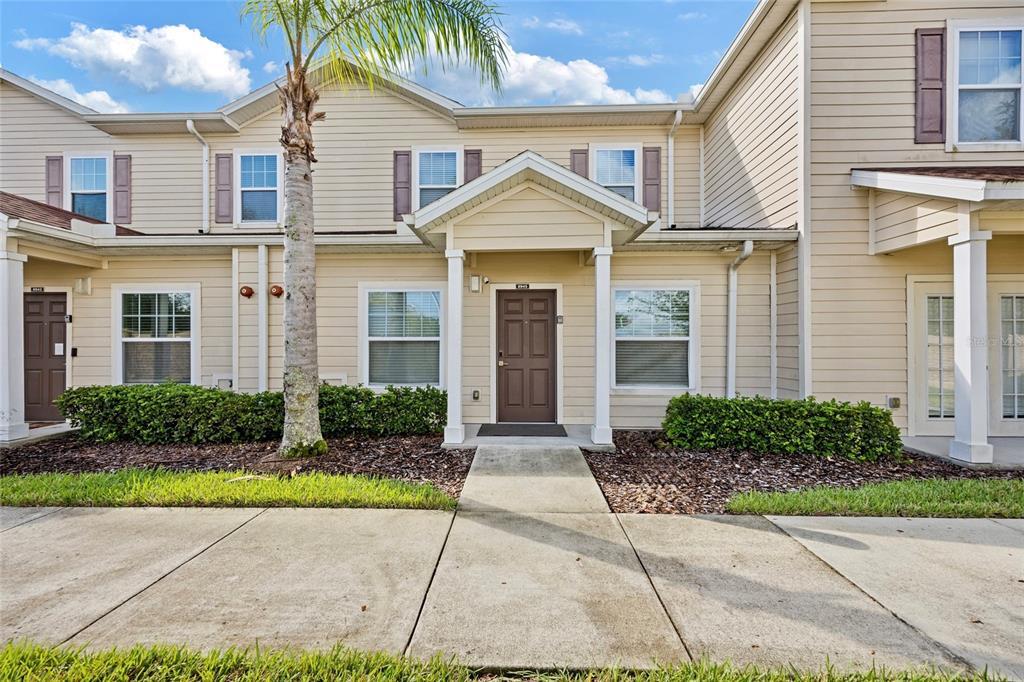 Foto principal - 8945 Shine Dr