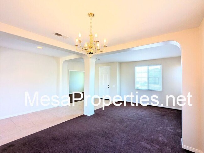 Foto del edificio - 15529 Bow String St