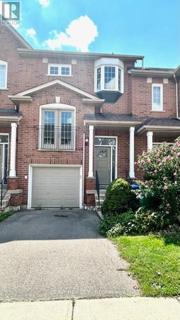 Photo principale - 1588-1588 S Parade Ct