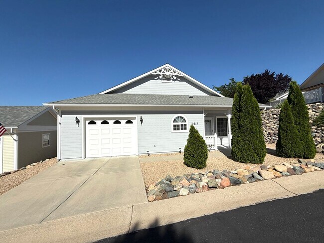 Foto del edificio - LOVELY HOME IN 55+ COMMUNITY IN PRESCOTT V...