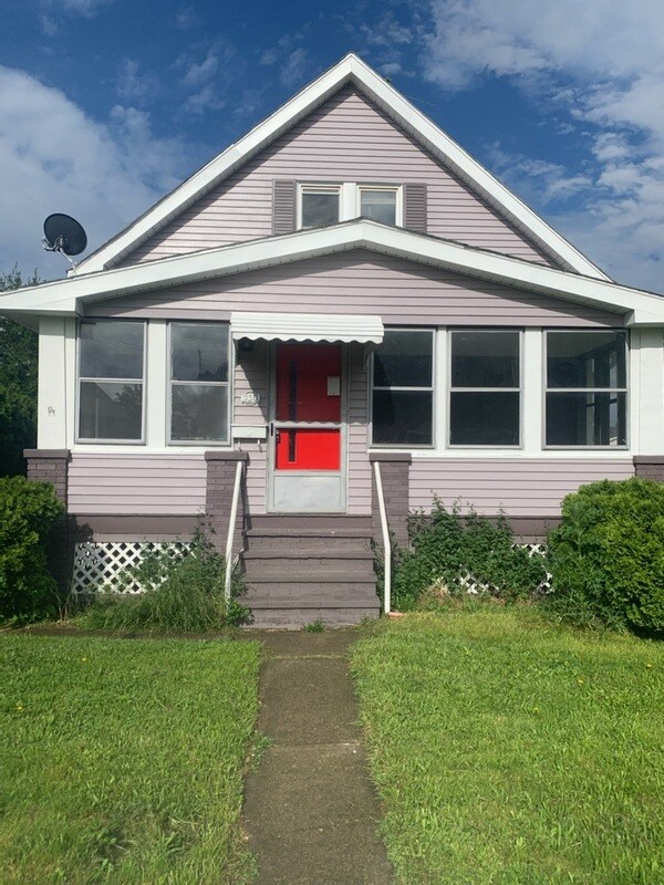 950 E 237th St, Euclid, OH 44123 House for Rent in Euclid, OH
