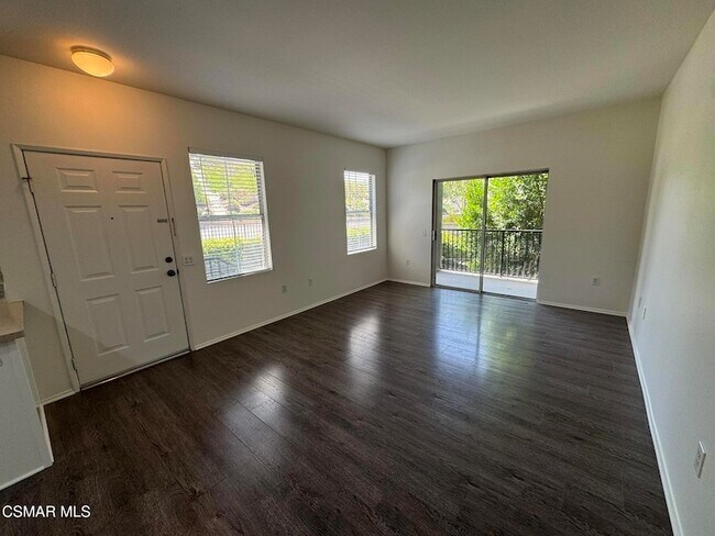 Foto del edificio - 20000 Plum Canyon Rd