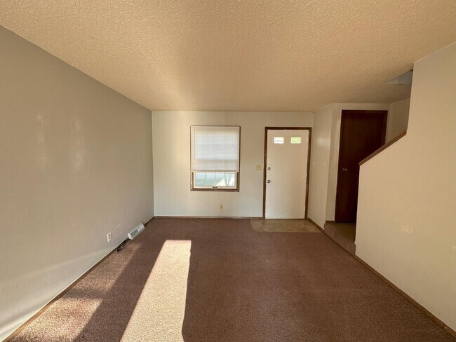 Foto del edificio - 32-46 Manor Drive - 42